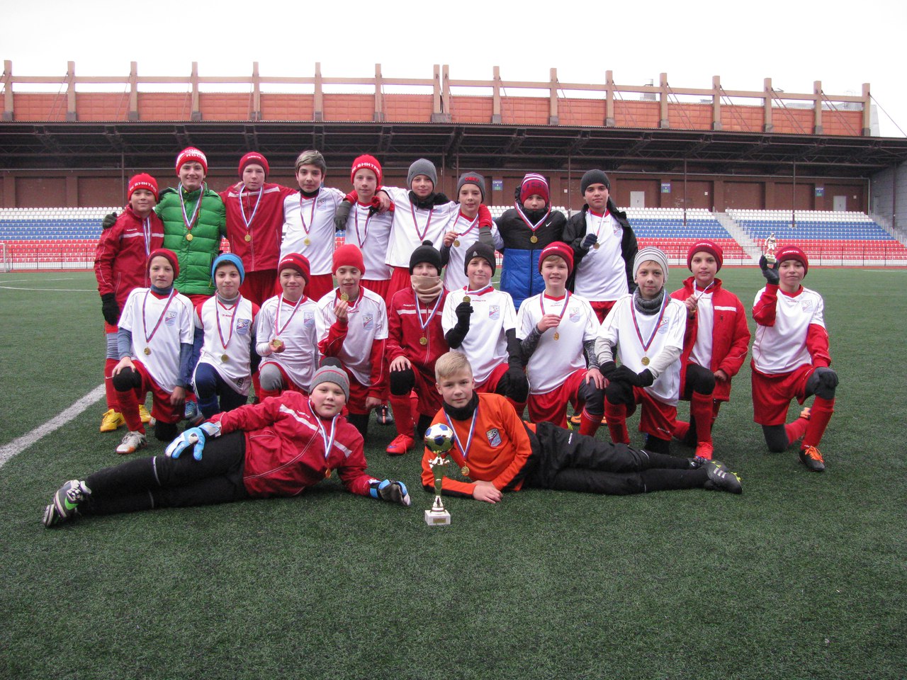 В г. Долгопрудном состоялся турнир по футболу «Кубок НЕОФАРМ 2015» среди футболистов 2003 г.р.