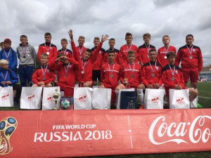 10837_02407smolensk_komanda_kozhaniy_myach