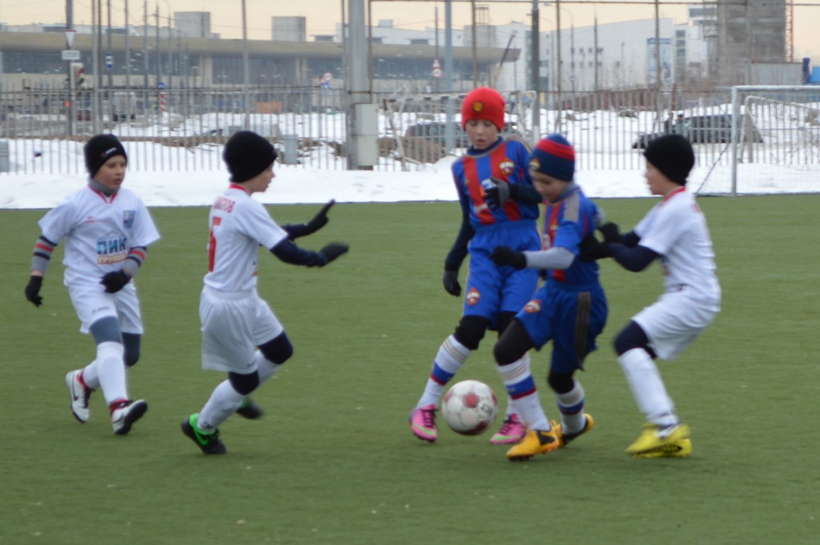 30 марта состоялись товарищеские матчевые встречи по футболу между командами ФК «Дмитров» и «ЦСКА» (Москва) в Москве